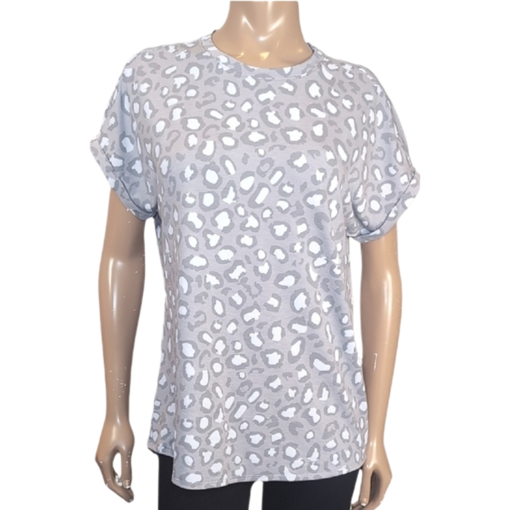 Tuff Athletics Gray Leopard Print Short Sleeve Top Womens Large Tshirt